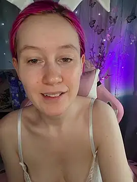 Fuzzy Unicorn online show from May 26, 10:44 am