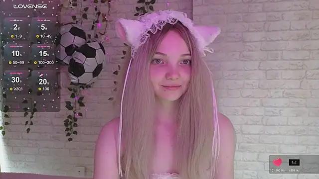 Snapshot of AnimeAlica18 chatting on July 24, 3:37 am AnimeAlica18 online show from July 24, 3:37 am