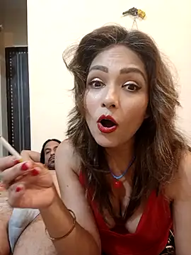 Snapshot of zoyarathore chatting on January 10, 5:04 pm zoyarathore online show from January 10, 5:04 pm