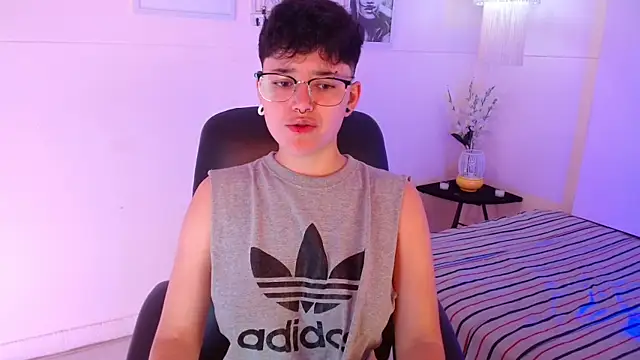 jeroharper online show from September 25, 2:43 pm