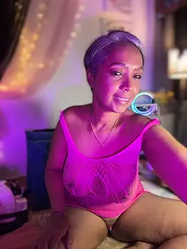 Snapshot of skarlleth_11 chatting on November 30, 12:14 am skarlleth 11 online show from November 30, 12:14 am