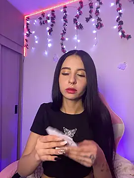 Lia  1 online show from January 13, 10:48 pm