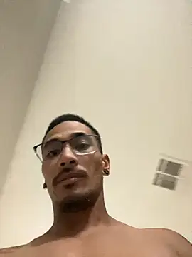 Snapshot of tanjir020 chatting on September 17, 4:36 am tanjir020 online show from September 17, 4:36 am