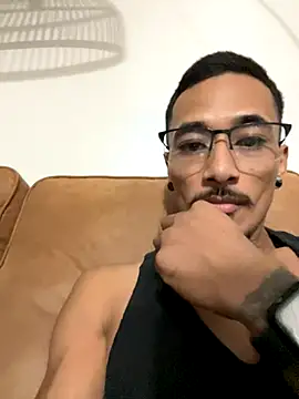 Snapshot of tanjir020 chatting on September 23, 7:44 am tanjir020 online show from September 23, 7:44 am