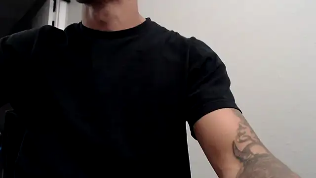 tanjir020 online show from December 17, 10:10 am