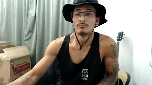 tanjir020 online show from March 16, 5:44 am