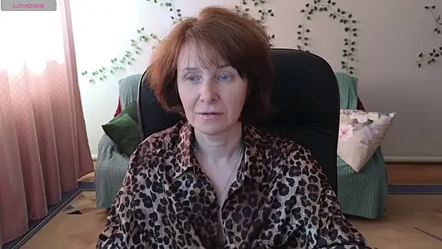 Lia Tito online show from June 13, 5:49 am