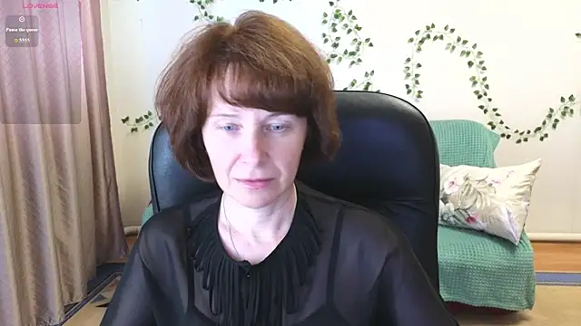 Lia Tito online show from June 26, 7:02 am