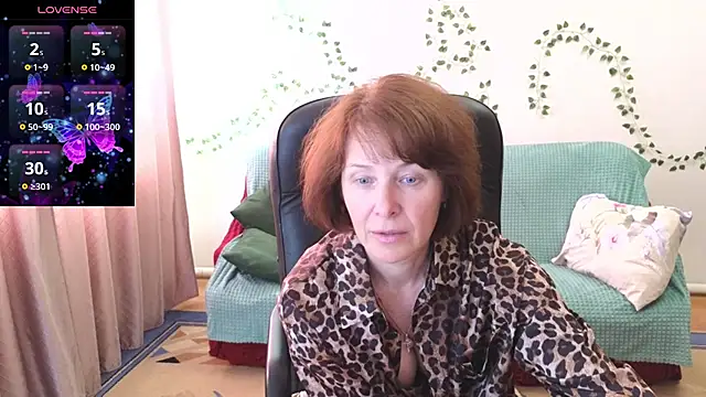 Lia Tito online show from July 11, 5:43 am