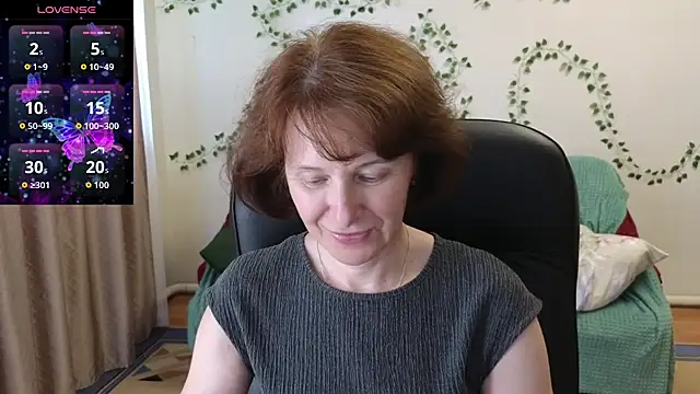 Lia Tito online show from July 14, 1:39 pm
