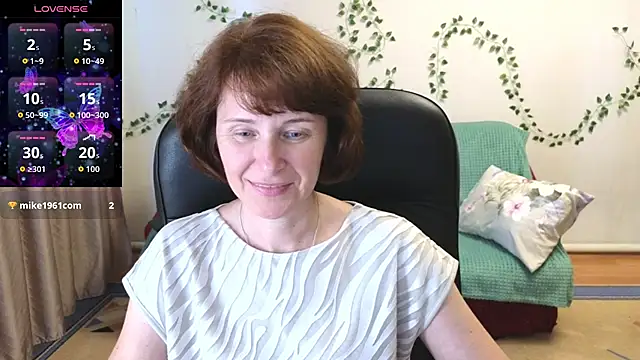 Lia Tito online show from July 20, 12:40 pm