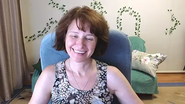 Lia Tito online show from July 28, 4:39 pm