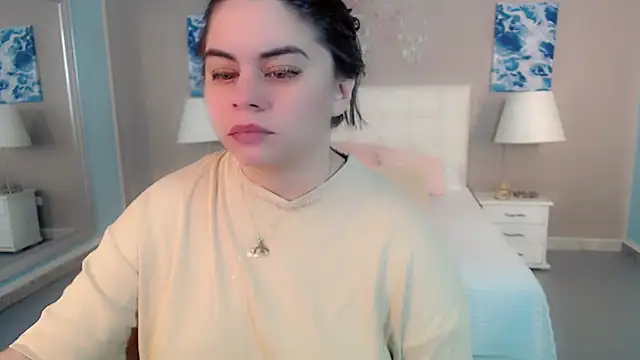 maddissonivanova online show from February 22, 7:01 pm