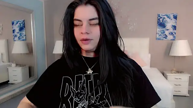 maddissonivanova online show from February 26, 6:51 pm