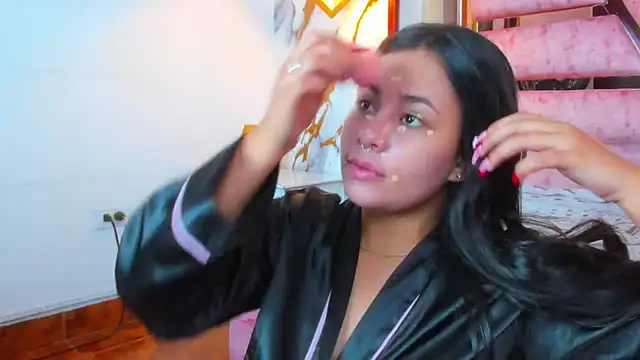 Snapshot of SamaelAndLilitt chatting on November 2, 12:29 pm SamaelAndLilitt online show from November 2, 12:29 pm