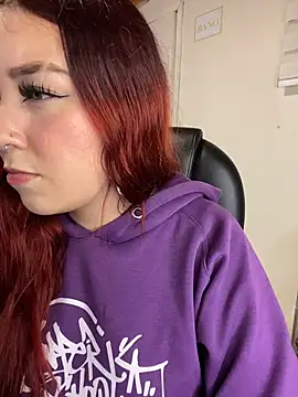 Karen18 boobs online show from March 4, 4:51 am