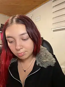 Karen18 boobs online show from June 28, 4:07 am