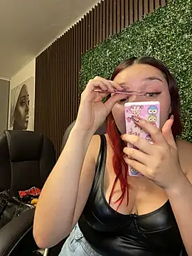 Karen18 boobs online show from July 18, 11:19 pm