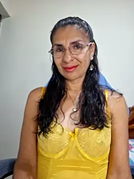 Snapshot of Natasha_50 chatting on June 26, 4:06 am Natasha 50 online show from June 26, 4:06 am