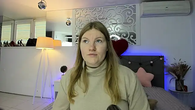 Snapshot of AshleyJoness chatting on November 3, 5:52 am AshleyJoness online show from November 3, 5:52 am