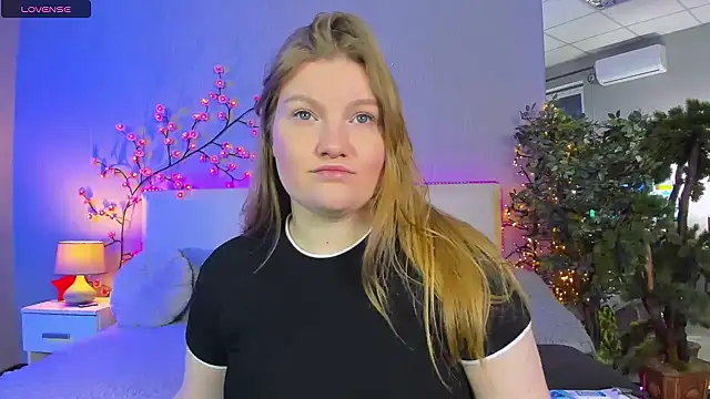 AshleyJoness online show from May 18, 5:02 am