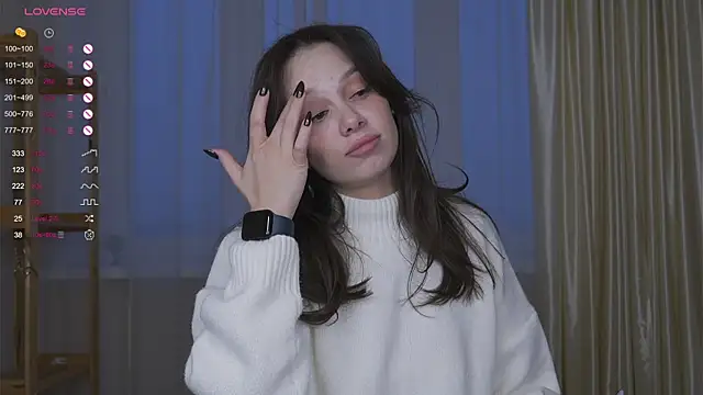 Snapshot of chillgirll chatting on November 13, 5:06 am chillgirll online show from November 13, 5:06 am