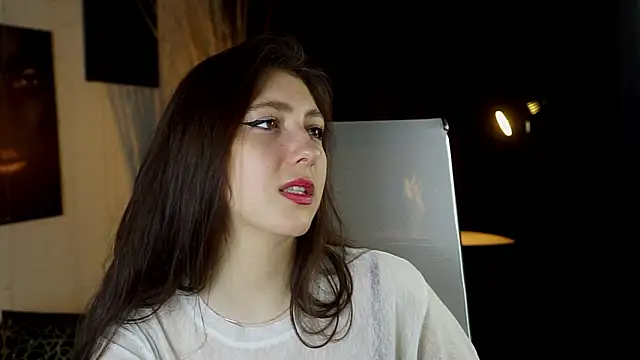 Mary Miiller online show from March 3, 9:15 am