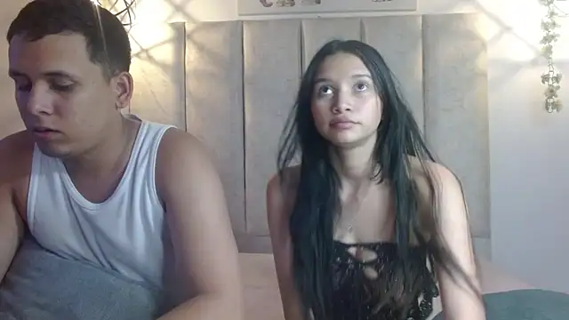 Snapshot of owenandrosecs chatting on September 23, 10:35 pm owenandrosecs online show from September 23, 10:35 pm