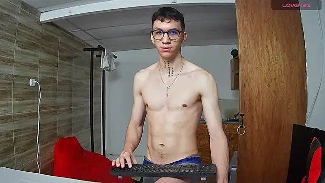 Snapshot of angelicious_ chatting on September 30, 12:21 pm angelicious online show from September 30, 12:21 pm