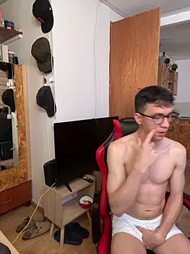 Snapshot of angelicious_ chatting on November 20, 12:38 pm angelicious online show from November 20, 12:38 pm