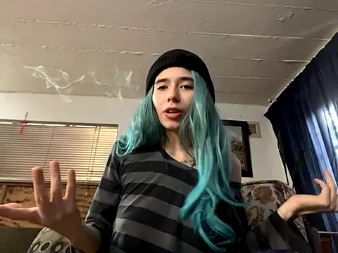 Snapshot of the_holy_t chatting on September 21, 2:19 pm the holy t online show from September 21, 2:19 pm