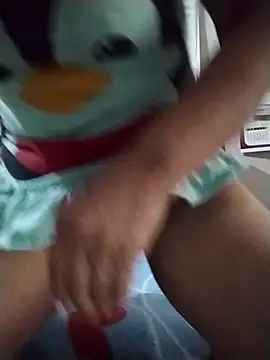 Snapshot of OliviaMorris1 chatting on November 3, 2:40 pm OliviaMorris1 online show from November 3, 2:40 pm