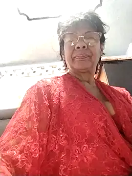 Snapshot of OliviaMorris1 chatting on November 30, 2:21 pm OliviaMorris1 online show from November 30, 2:21 pm