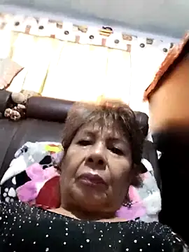 Snapshot of OliviaMorris1 chatting on December 14, 3:50 pm OliviaMorris1 online show from December 14, 3:50 pm