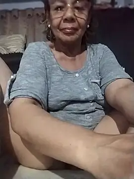 OliviaMorris1 online show from March 6, 11:45 pm