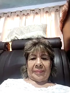 OliviaMorris1 online show from May 2, 7:30 pm