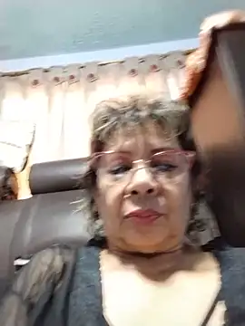 Snapshot of OliviaMorris1 chatting on June 22, 4:15 pm OliviaMorris1 online show from June 22, 4:15 pm