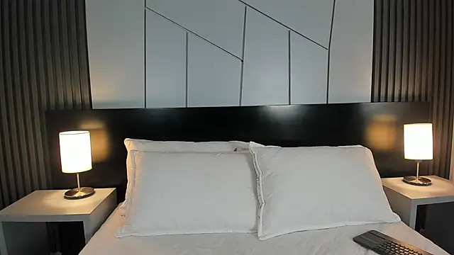 Snapshot of fernanda_aram_ chatting on September 24, 3:04 pm fernanda aram online show from September 24, 3:04 pm