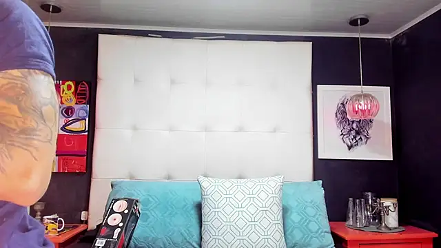 Snapshot of VinzenzRizzo chatting on January 14, 9:31 pm VinzenzRizzo online show from January 14, 9:31 pm