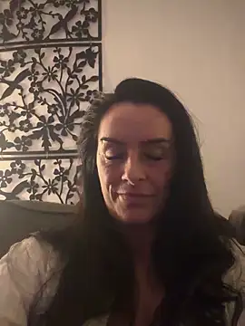 Snapshot of Islaymae_gilf chatting on December 22, 11:57 pm Islaymae gilf online show from December 22, 11:57 pm