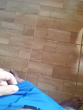 Snapshot of O_Mascarado_NK chatting on October 9, 10:24 am O Mascarado NK online show from October 9, 10:24 am