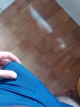 Snapshot of O_Mascarado_NK chatting on December 4, 12:47 pm O Mascarado NK online show from December 4, 12:47 pm