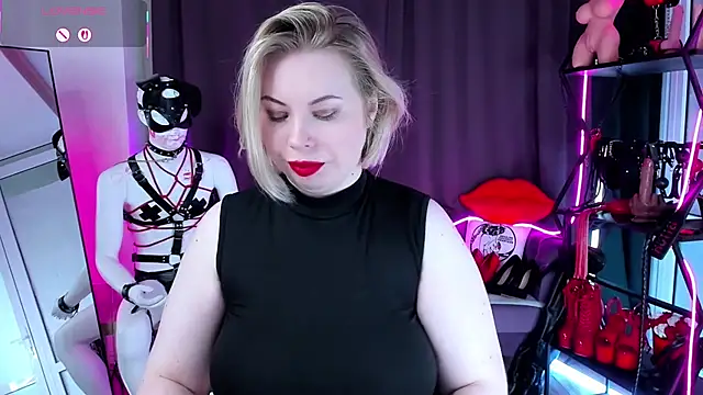 Snapshot of Anna_Maxwell chatting on June 8, 2:12 am Anna Maxwell online show from June 8, 2:12 am