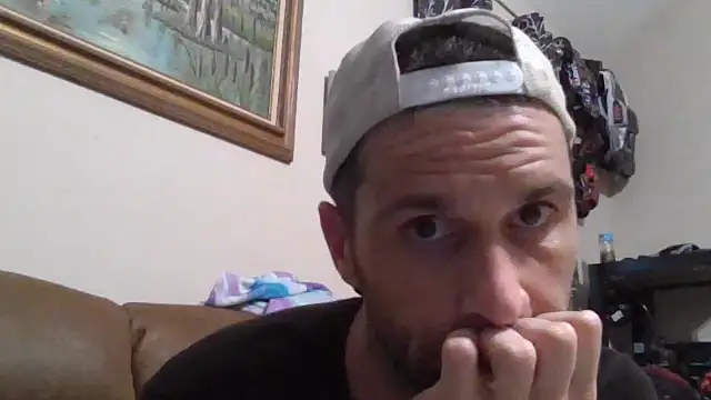 Snapshot of dik4cache chatting on September 17, 11:06 pm dik4cache online show from September 17, 11:06 pm