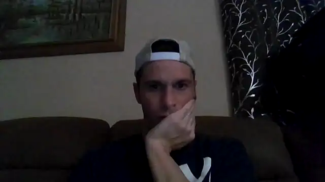 Snapshot of dik4cache chatting on February 11, 2:05 am dik4cache online show from February 11, 2:05 am