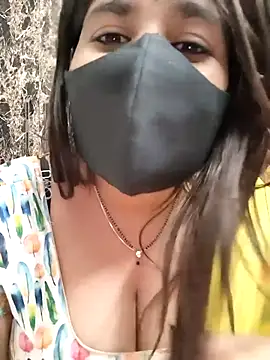 Snapshot of MISS_RIYA14 chatting on November 16, 5:51 pm MISS RIYA14 online show from November 16, 5:51 pm