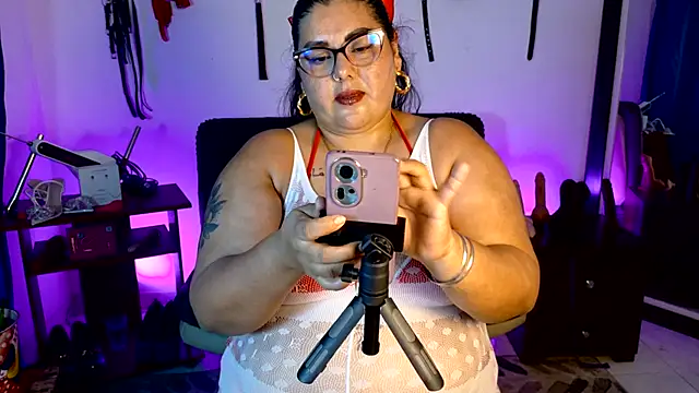 AndreaKinky online show from July 22, 9:06 pm