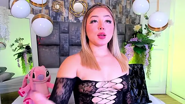 PatyLawrence online show from February 4, 4:07 am