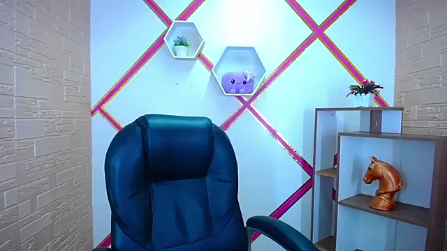 Blake Mils online show from November 21, 7:01 pm