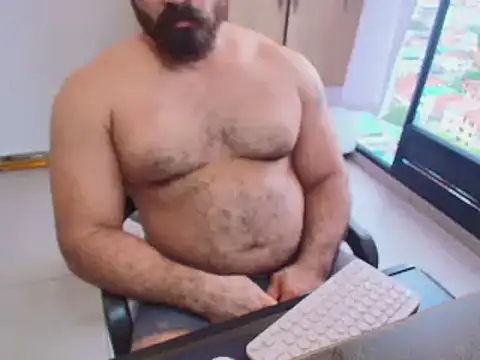 Snapshot of max_love255 chatting on June 19, 9:18 pm max love255 online show from June 19, 9:18 pm